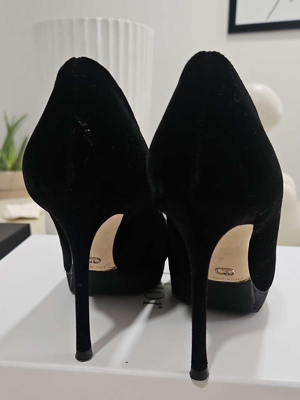 Dior Velvet Evening Pumps - Picture 3 of 7